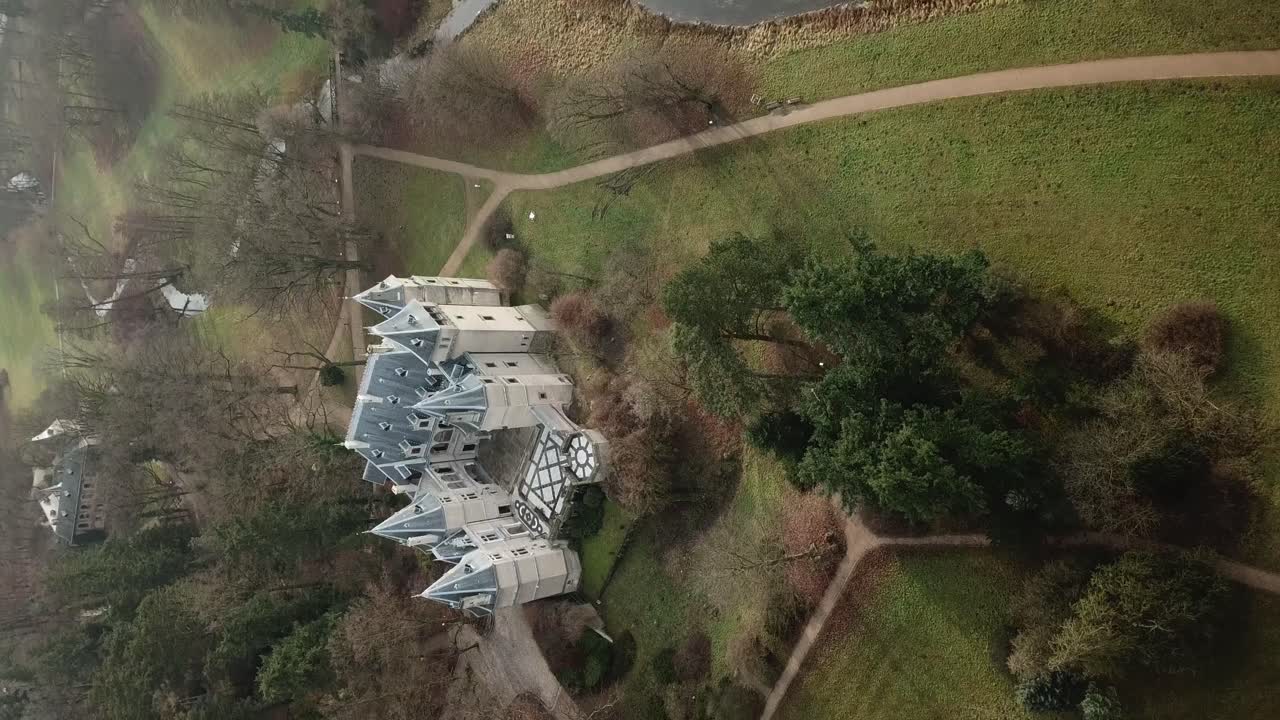 Vertical drone footage unveils the splendor of Gołuch&oacute;w Castle in late autumn