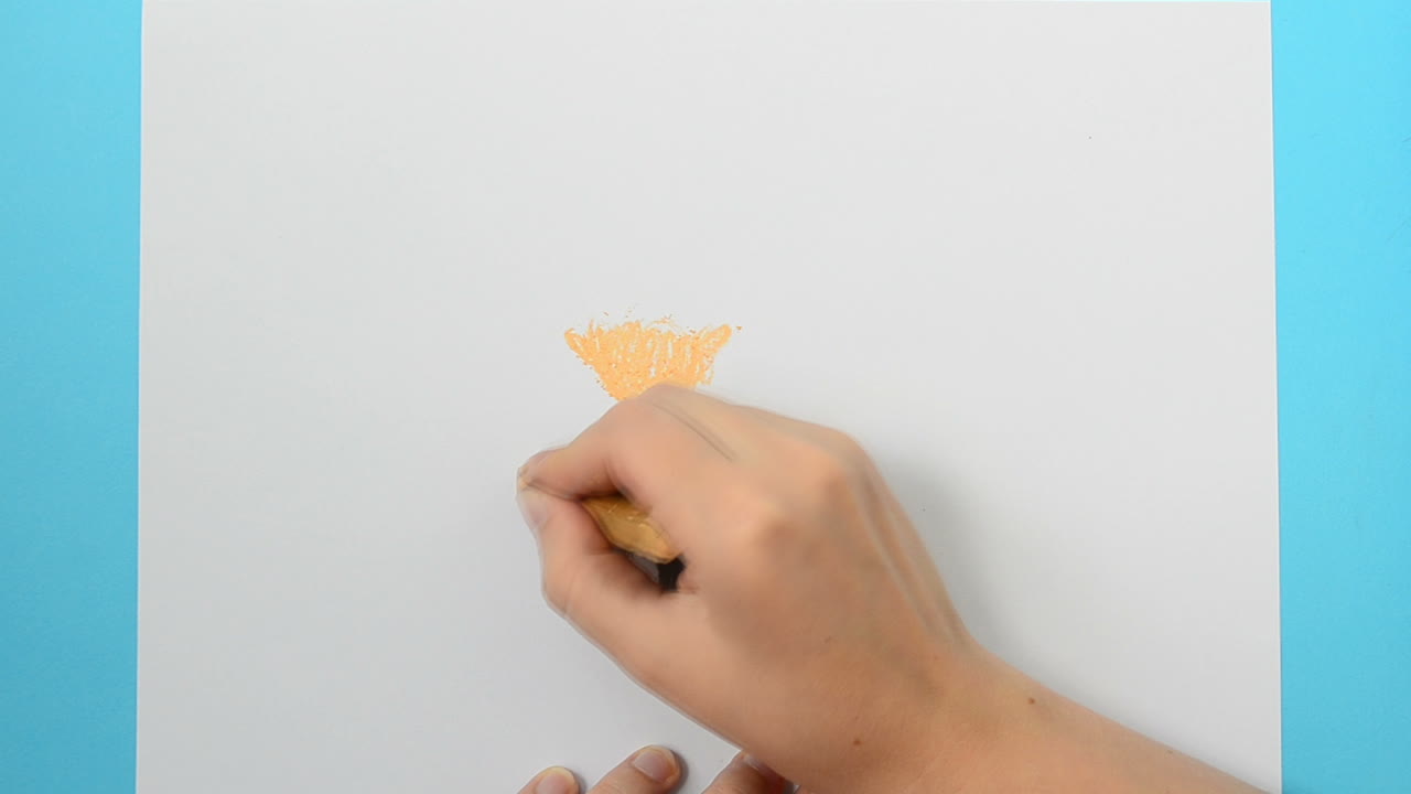 Draw the gnome. The child draws the picture. The accelerated video