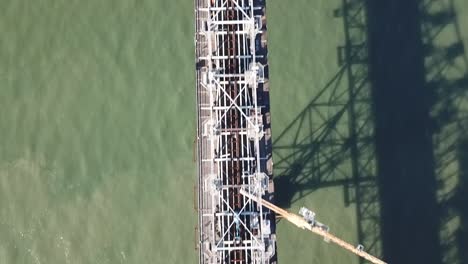 Amazing-drone-footage-of-the-Hercilio-Luz-bridge-at-Florianópolis,-Brazil