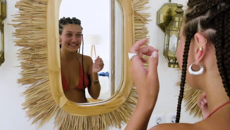 mujer en el baño