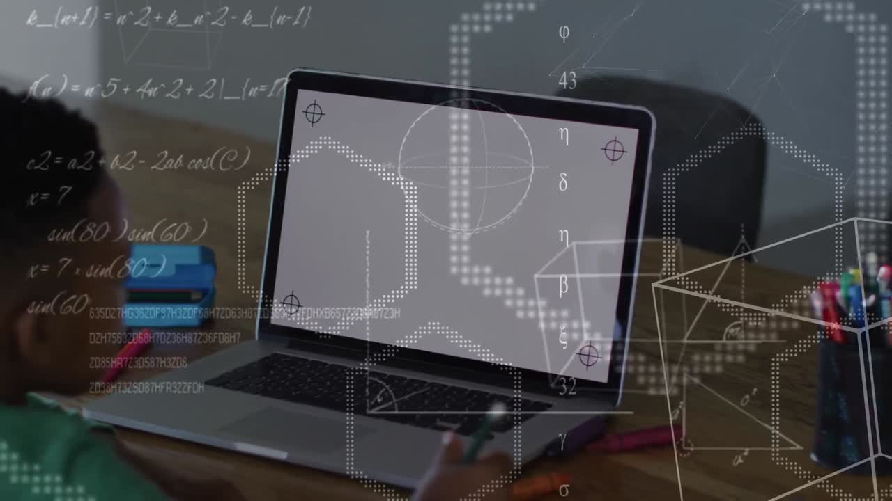 아프리카계 미국인 소년 이 노트북 에서 복사 공간 을 가지고 학습 하는 화학 공식 의 애니메이션