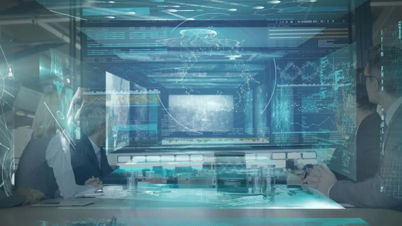 анимация обработки данных с бизнесменами на заднем плане.