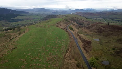 Luftaufnahmen-über-Die-Region-New-South-Wales-In-Der-Nähe-Des-Aussichtspunkts-Southern-Cloud-Memorial-An-Einem-Bewölkten-Tag