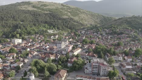 vuelo sobre pirotski serbia, en verano