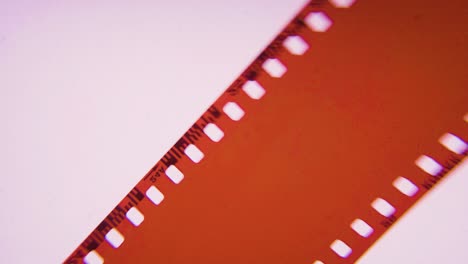 레드 빈티지 35mm 필름 스트립 오버레이