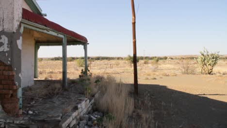 Casa-Abandonada-En-Medio-Del-Desierto