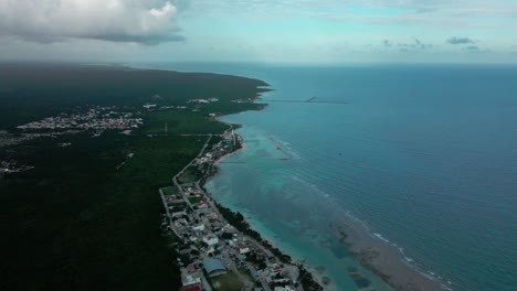 Landung-Am-Strand-Der-Mexikanischen-Karibik