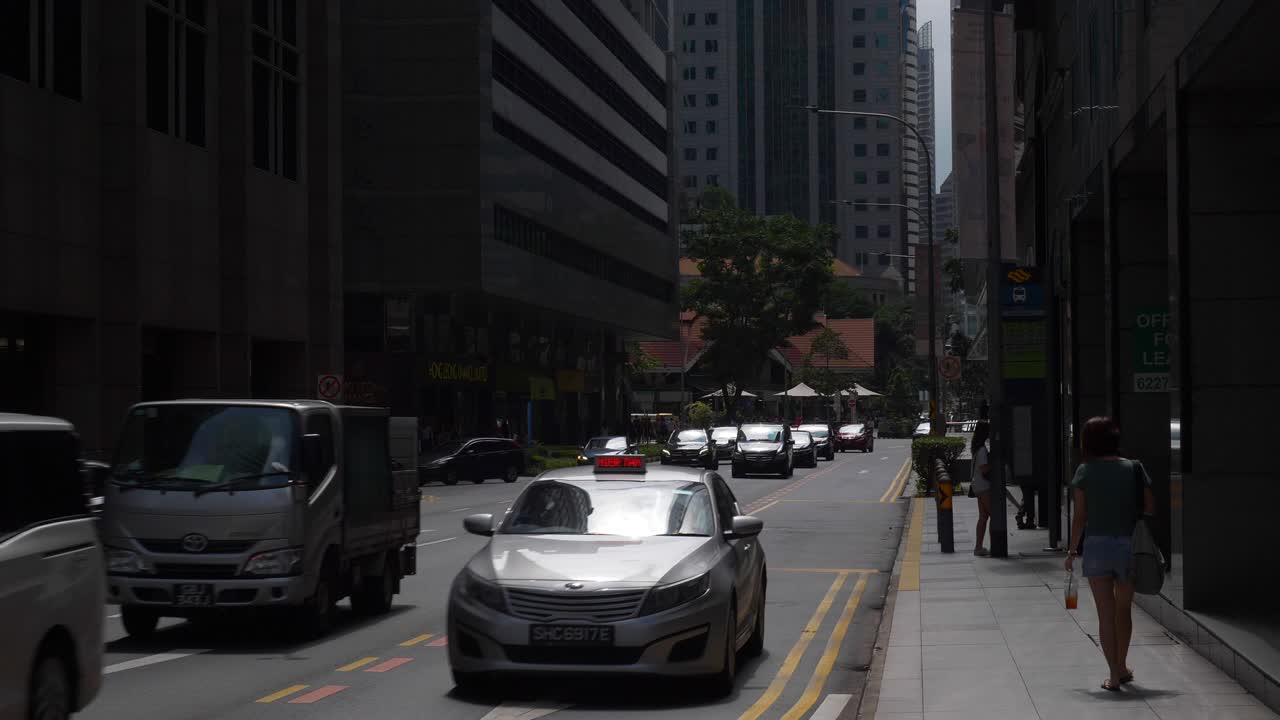 singapore city downtown day time traffic street slow motion panorama 4k