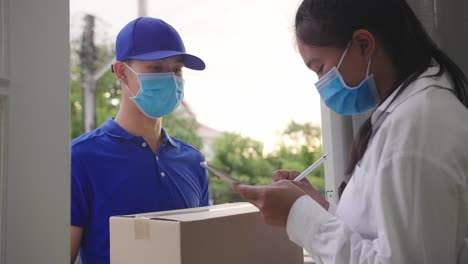 package delivery at door