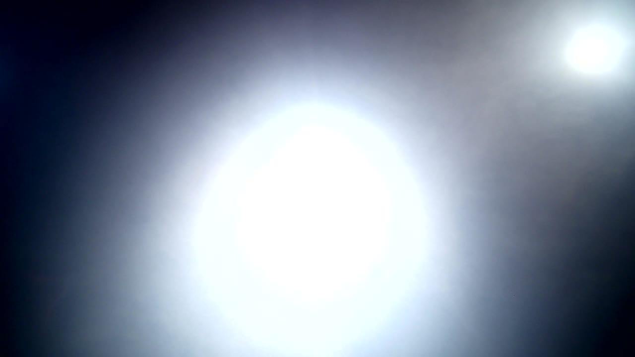 hermoso destello de luz