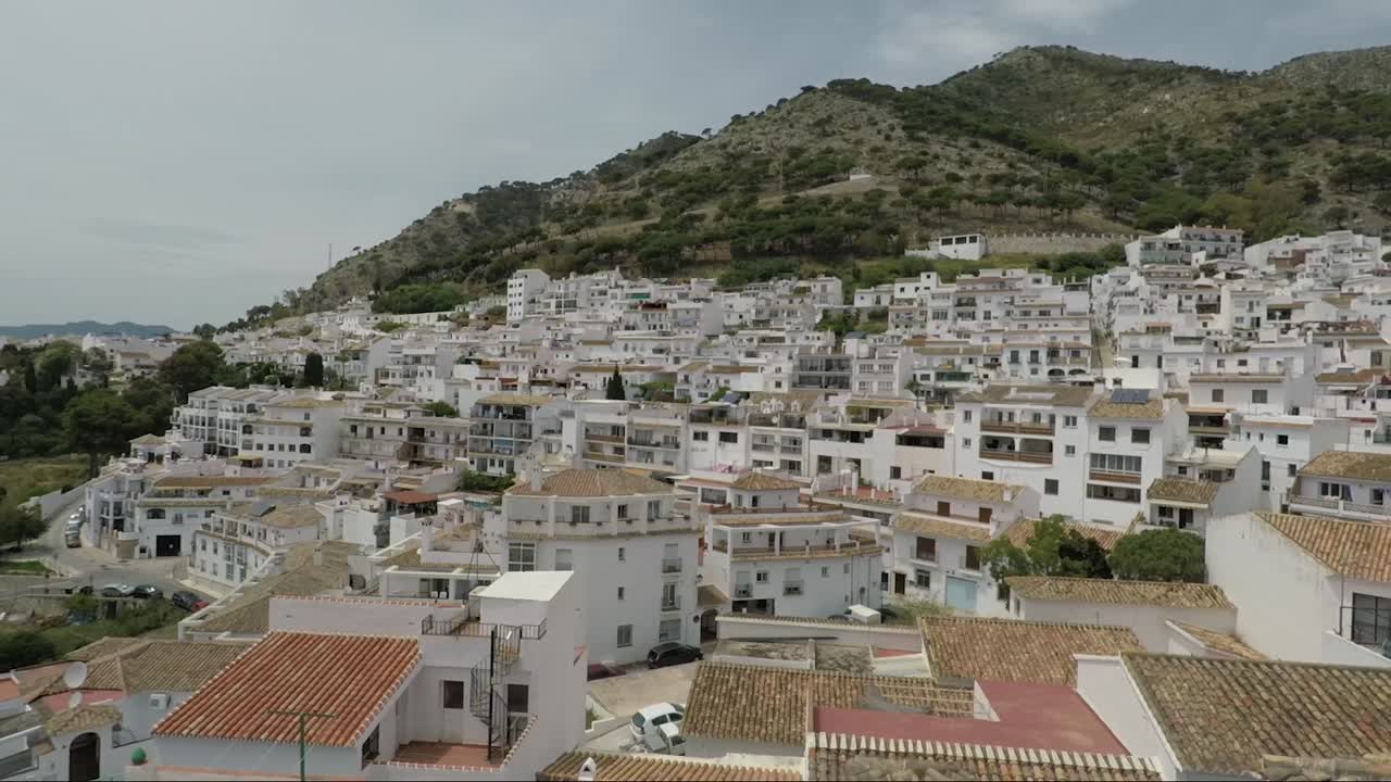 vista del pueblo en mijas españa