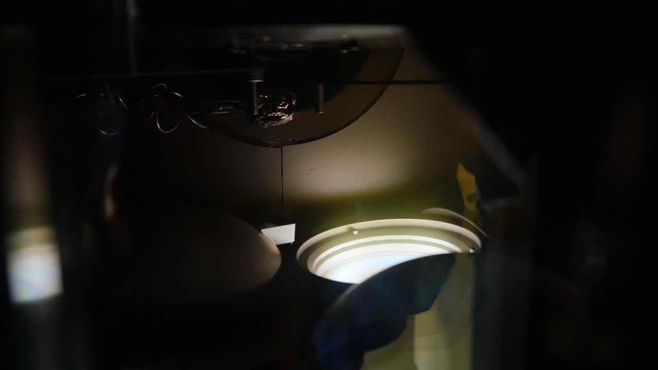 산업 기계의 내부 시각