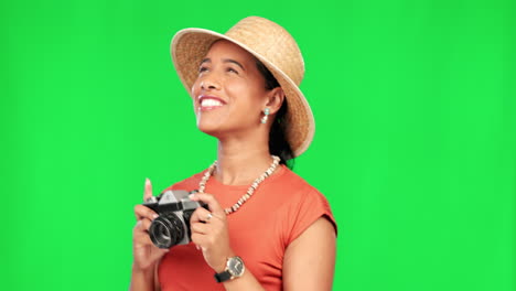 Woman,-green-screen-and-photographer-on-vacation