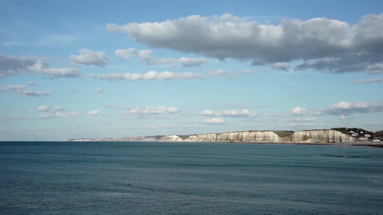 paisaje de la playa de dieppe en normandía