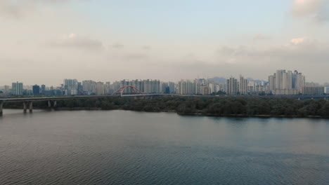 공중선