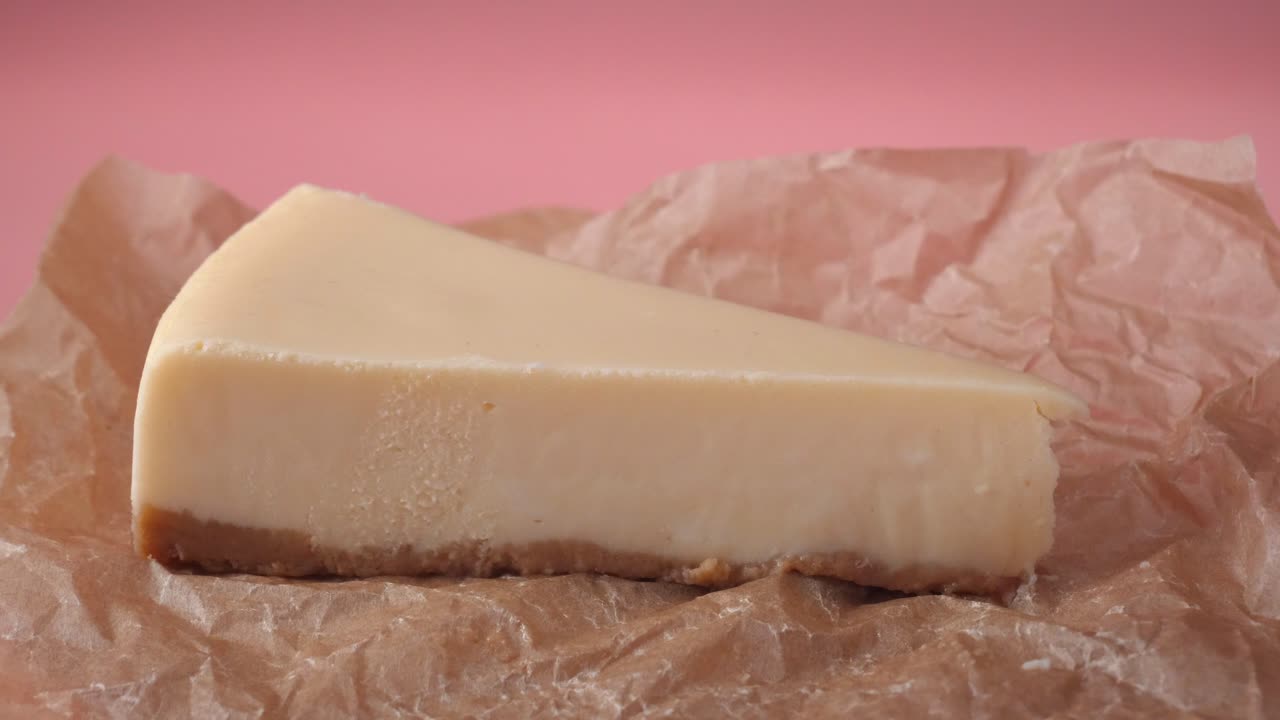 딸기 치즈케이크 조각