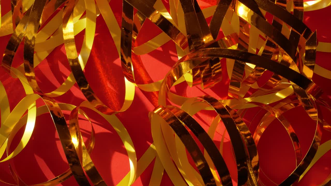 축제 노란색 배경 4k 황금 반이는 반이는 리본 텍스처 반이는 장식 배경 휴일 새해 크리스마스 생일 파티 축제 추상적인 반이는 효과 반이는 영상