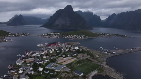 Aerial-view-of-Fishing-village-Reine-of-Moskenes-Municipality-in-Nordland-county,-Norway