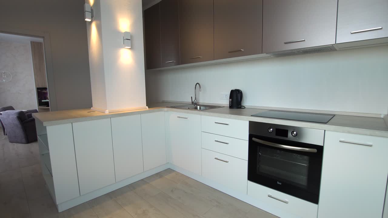 Modern Compact Kitchen Design