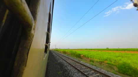 Vías-Férreas-Ferrocarril-Indio-Viajes-Cielo-Azul-Lapso-De-Tiempo