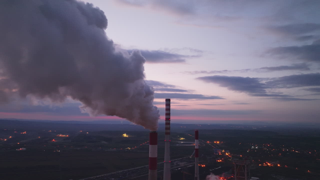 새벽과 저녁의 발전소 배출량