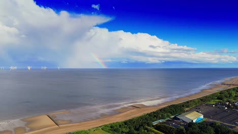 Drohender-Sturm-über-Der-Küstenstadt-Skegness