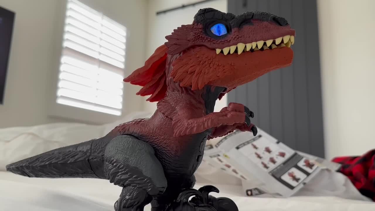 figura de acción de juguete de dinosaurio prehistórico con movimiento y sonido interactivos