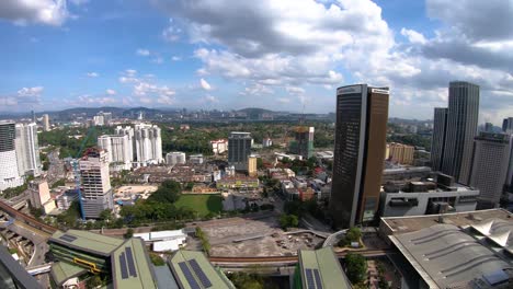 Drohnenaufnahmen-Des-Stadtverkehrs-Und-Der-Straßen-Von-Kuala-Lumpur,-Malaysia,-Uhd-4