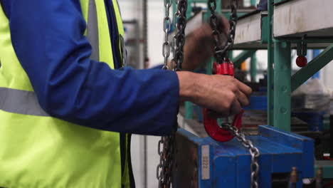 Man-working-in-warehouse-