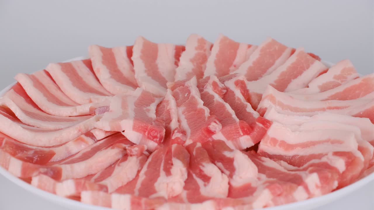 свиные ребра большая тарелка круглый, видеоклип