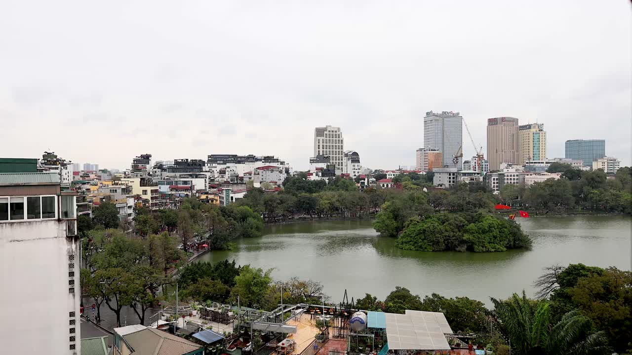 lago de hanoi y el horizonte en más de 20 segundos