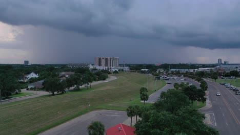 Rain-approaching-the-lakefront-in-New-Orleans,-La