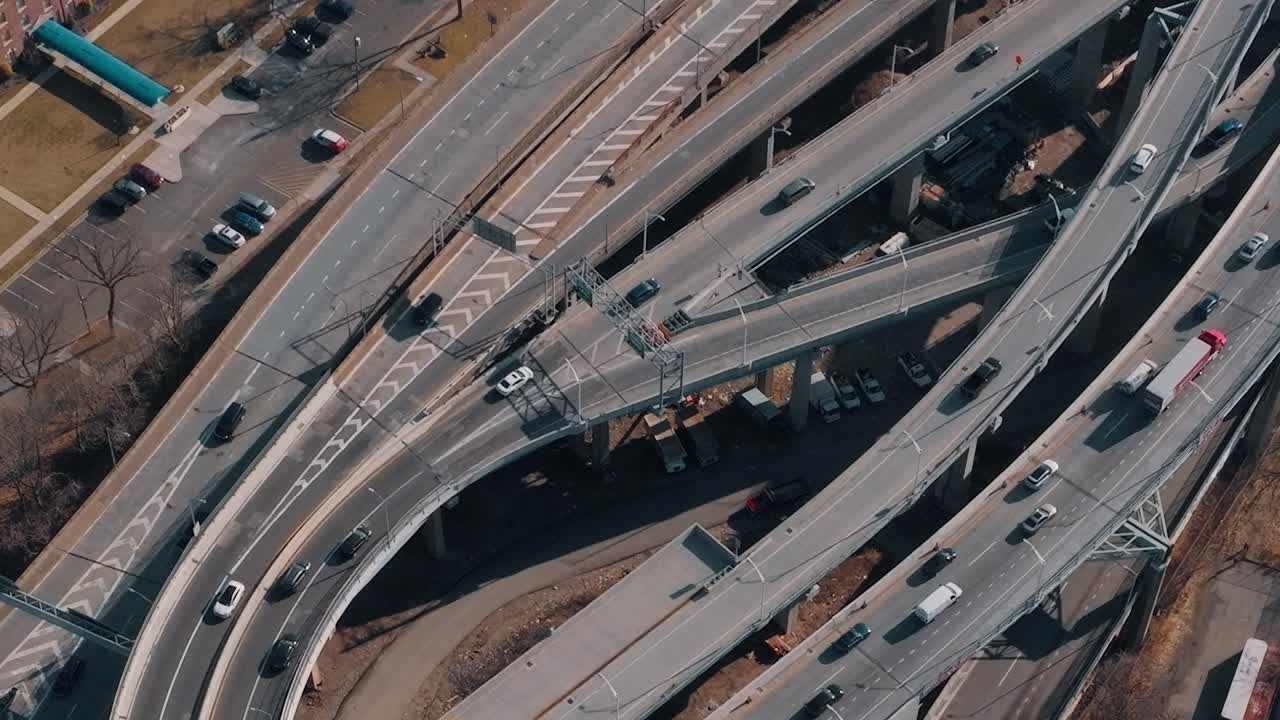Traffic moving on highways in New York during daytime