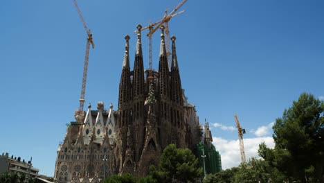 聖地時刻迷宮 (sagrada timelapse) 是一個世界級的迷宮