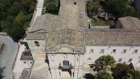 Histórico-Y-Antiguo-Santuario-Santa-Maria-Scala-Del-Paradiso-En-Noto,-Sicilia,-Italia