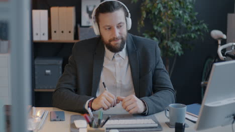 businessman in a meeting using a computer