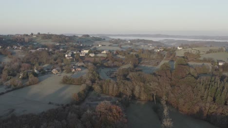 Dorf-Ladignac-sur-Rondelles-Im-Département-Corrèze,-Frankreich