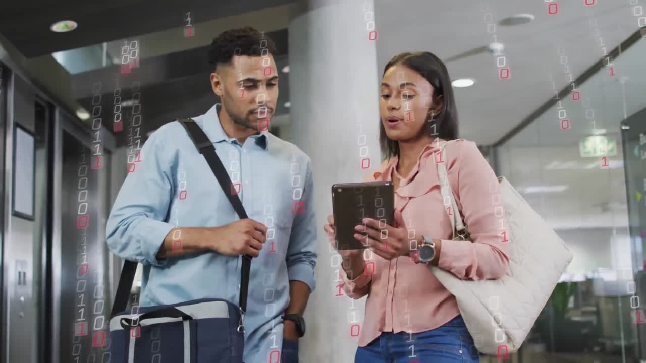 animación del procesamiento de datos financieros sobre diversas personas que trabajan en la oficina