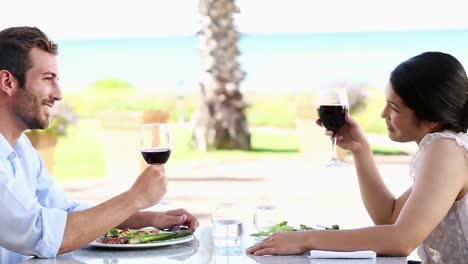 Happy-couple-having-a-romantic-meal-together