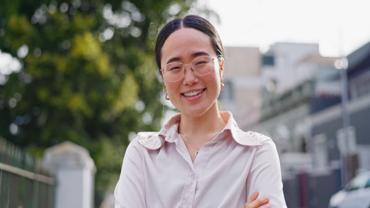 비즈니스 아시아인과의 얼굴, 비전, 사고방식