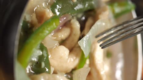 chicken stir-fry with green peppers and onions