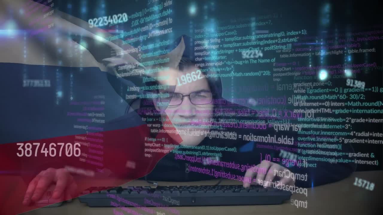 카우카스 남성 해커의 애니메이션 데이터 처리와 러시아  ⁇ 발