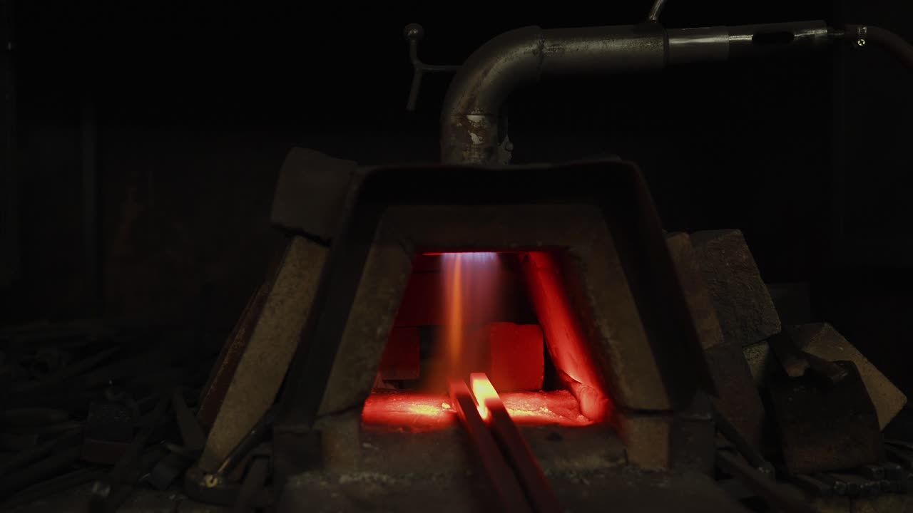 Metal Heating in Forge