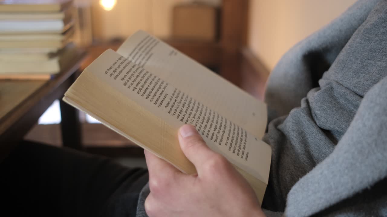 가까운 곳 에서 읽는 책