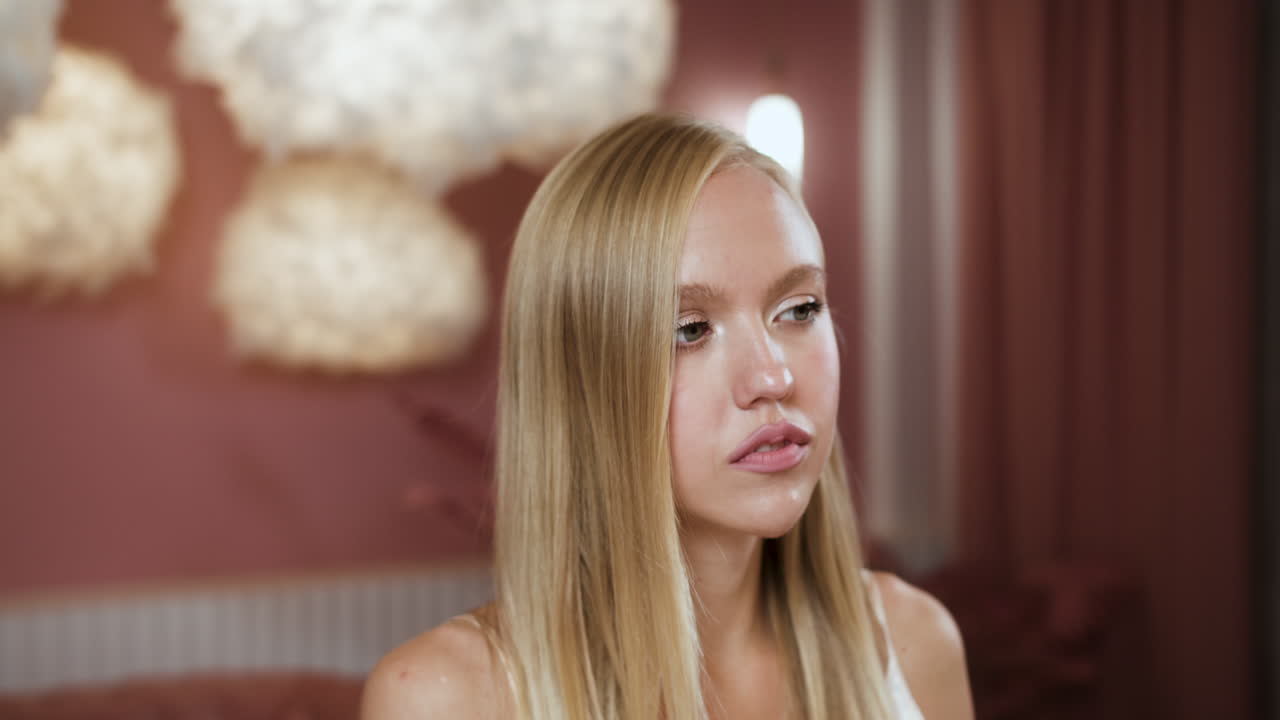 젊은 금발 여자의 초상화