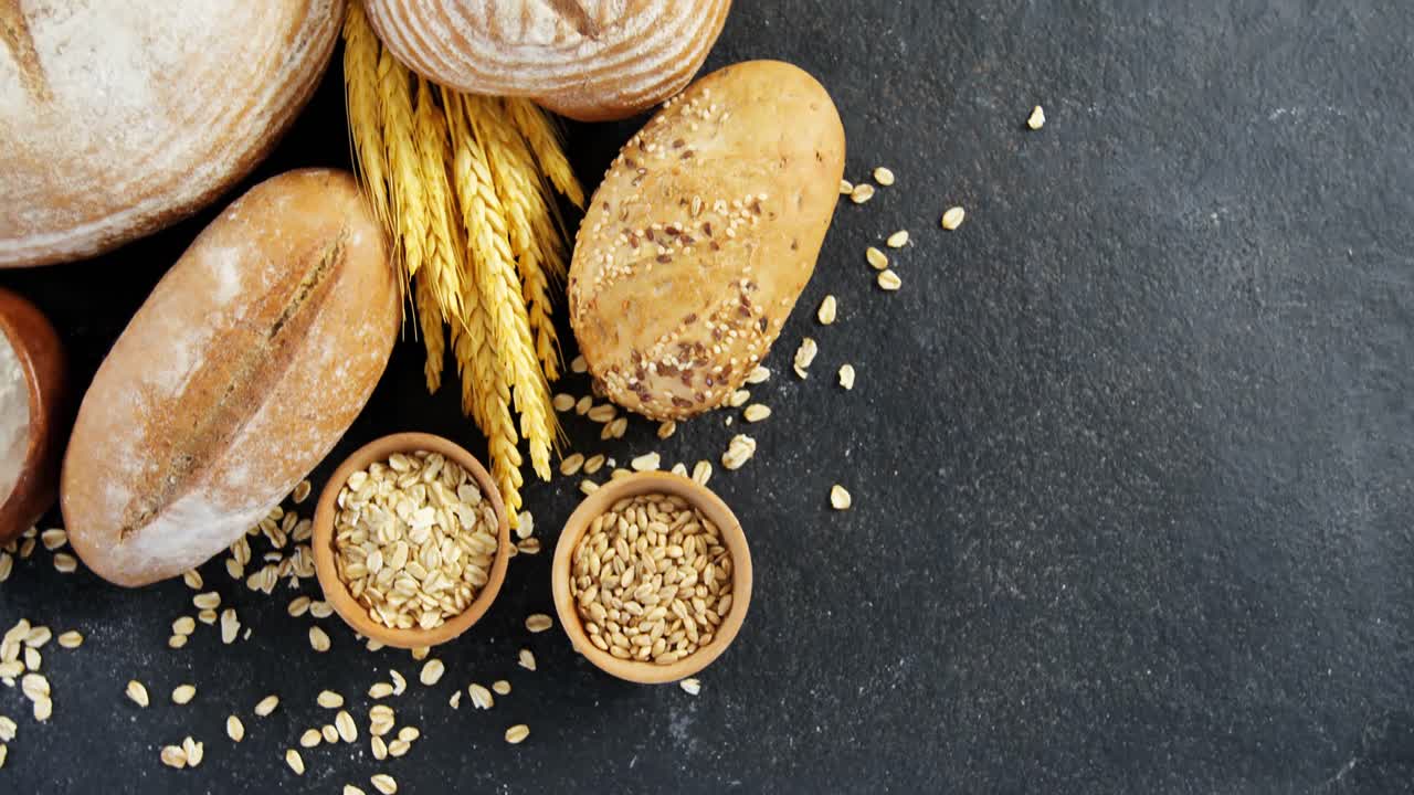 밀 과 밀가루 를  ⁇ 은  ⁇