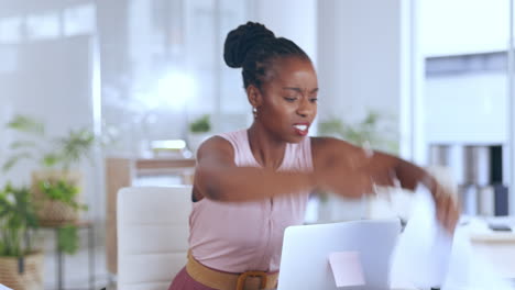 Mujer-Negra,-Frustración-Y-Mirada