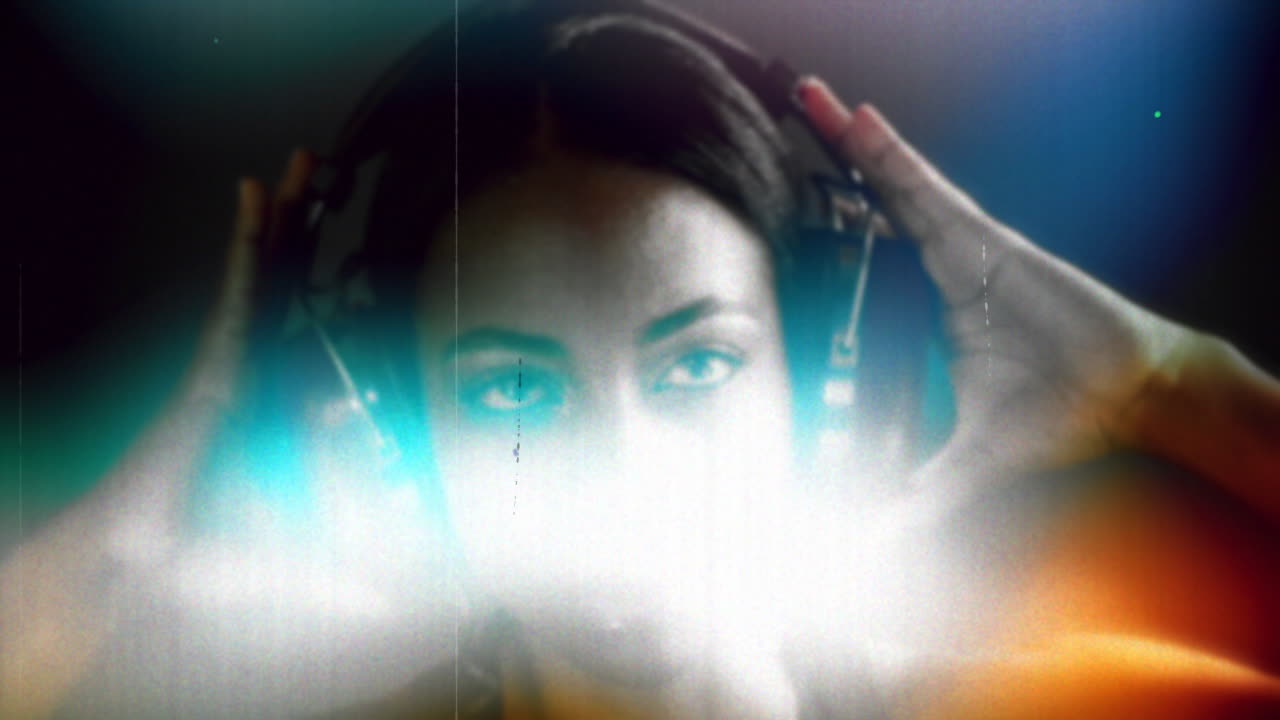 escuchar musica en auriculares 66