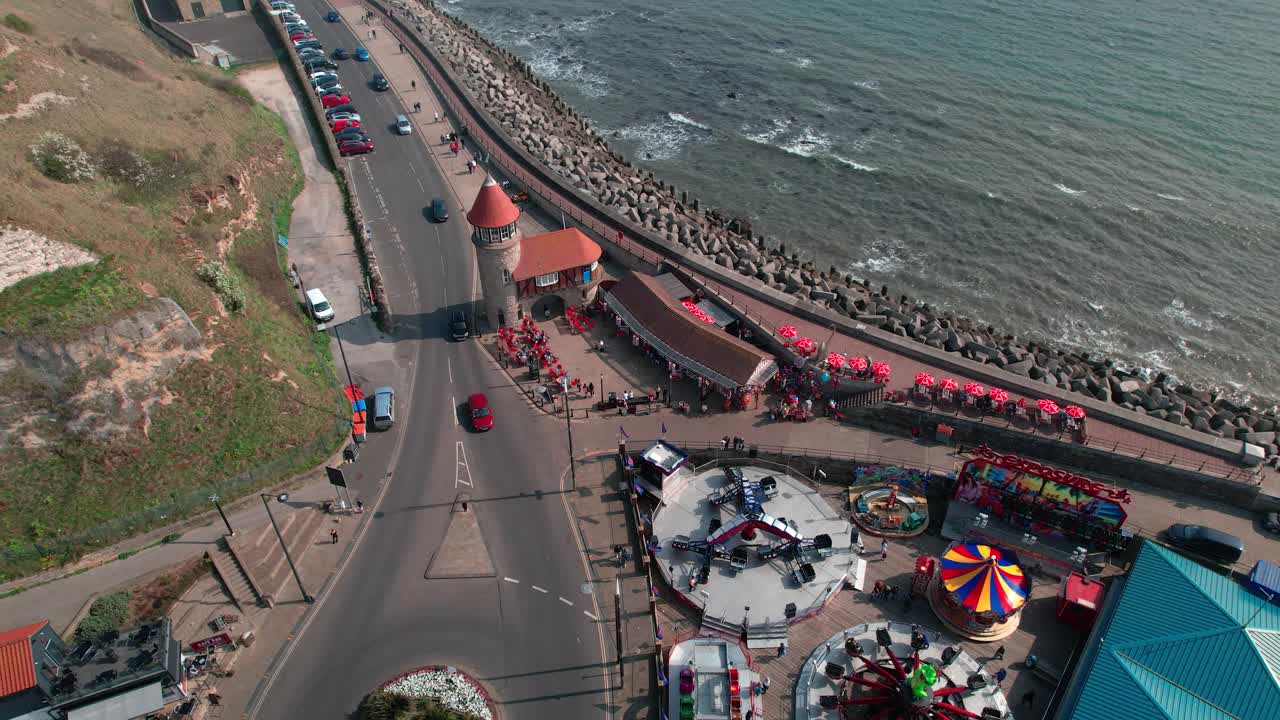 영국 스카보로의 거리와 비둘기 목욕 코너의 공중 촬영