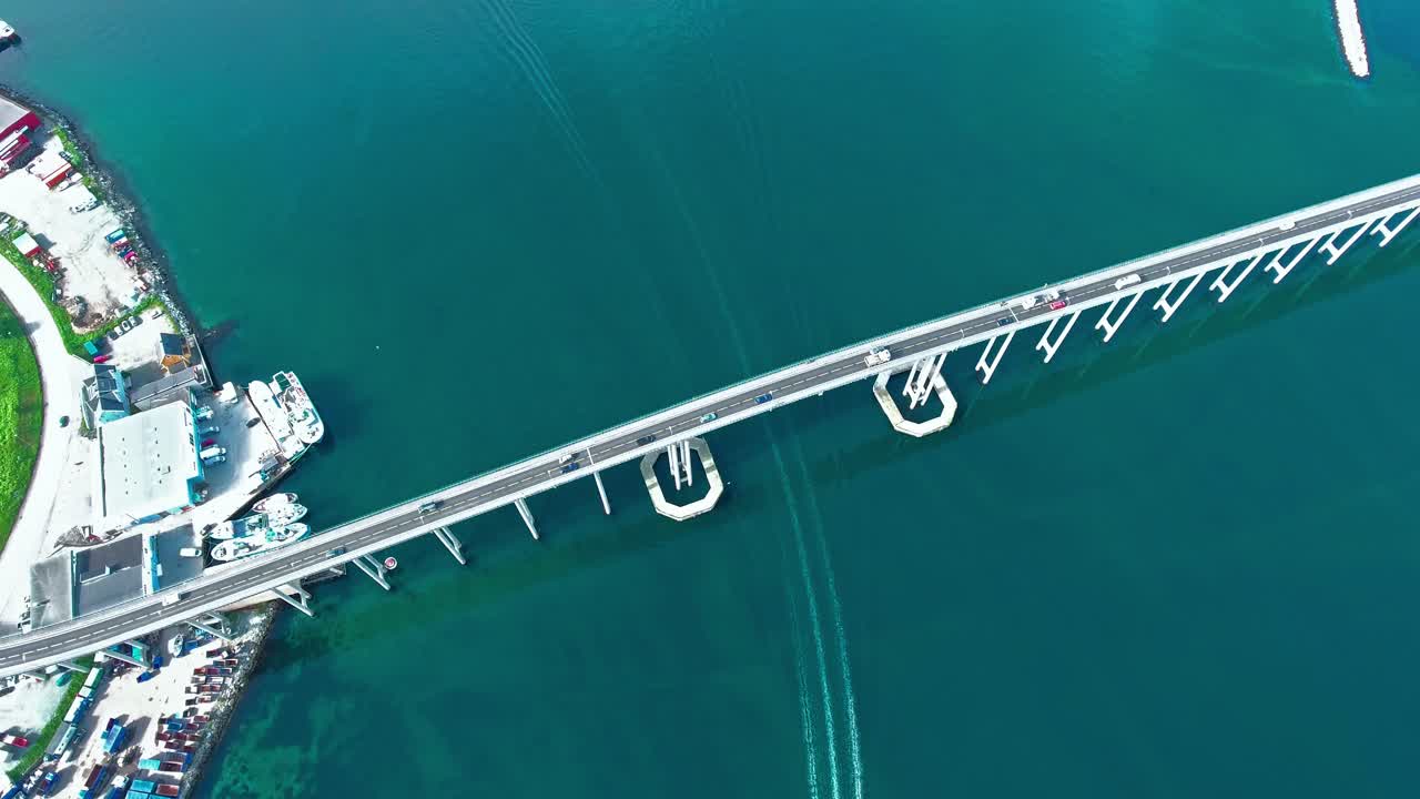 노르웨이 트롬소 시의 다리 항공 영상